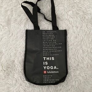 Lululemon small tote bag
